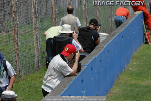 2007-06-24 Monza 512 Pit Lane